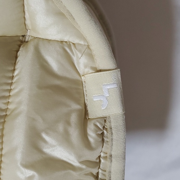 JoyLab Women's Quilted Puffer Vest ~ Ivory - Picture 12 of 16